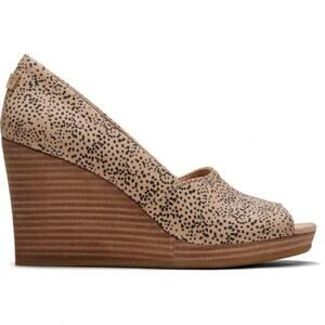 TOMS Michelle Tiny Cheetah Print Peep Toe Wedge Sandal NWOT 9